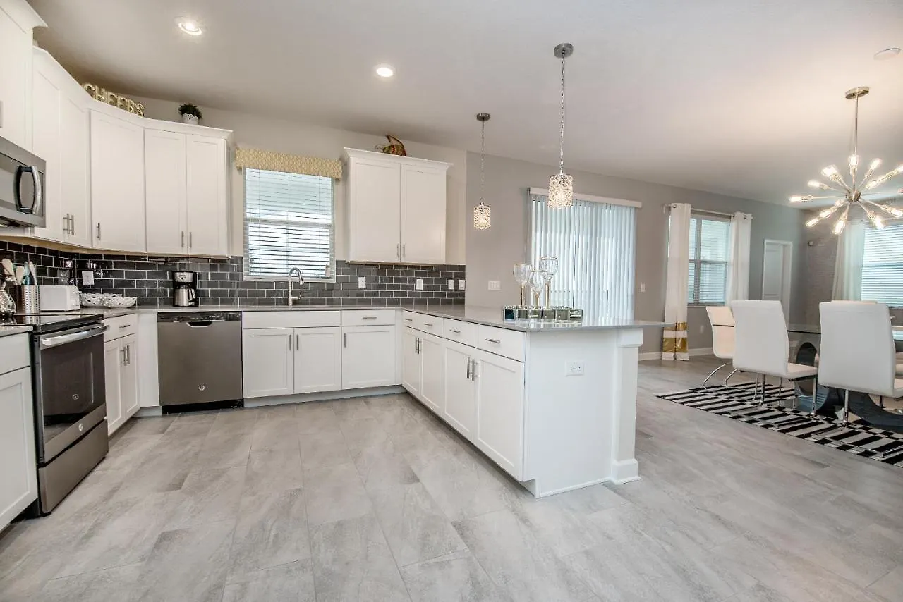 8903Sd Champions Gate 6 Bedroom 5 Bathroom Villa Davenport United States